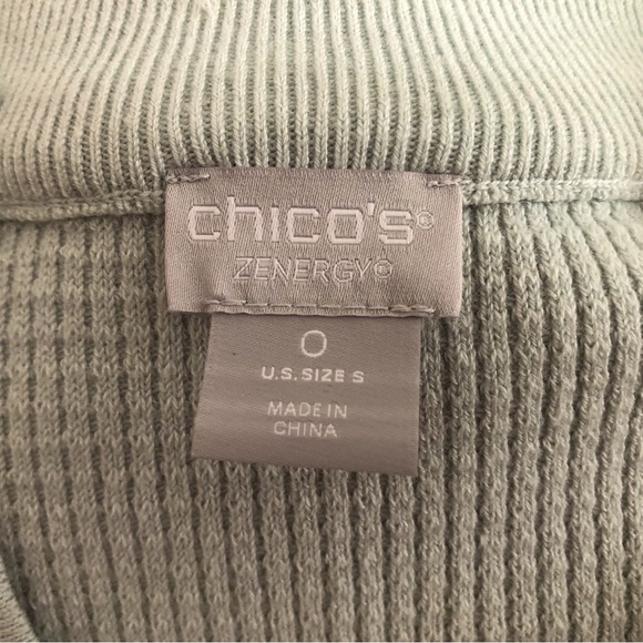 EUC Chico’s Zenergy thermal top - Picture 4 of 4